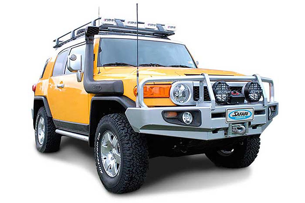 Safari Snorkel Toyota FJ Cruiser 2008 with 'All Terrain Package' - TrakWell